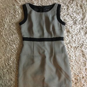 Jones New York houndstooth sheath dress